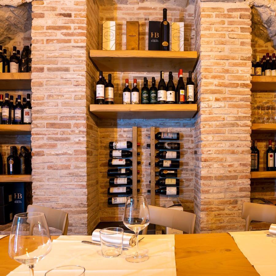 Locanda Alberti Манделло-дель-Ларіо Екстер'єр фото